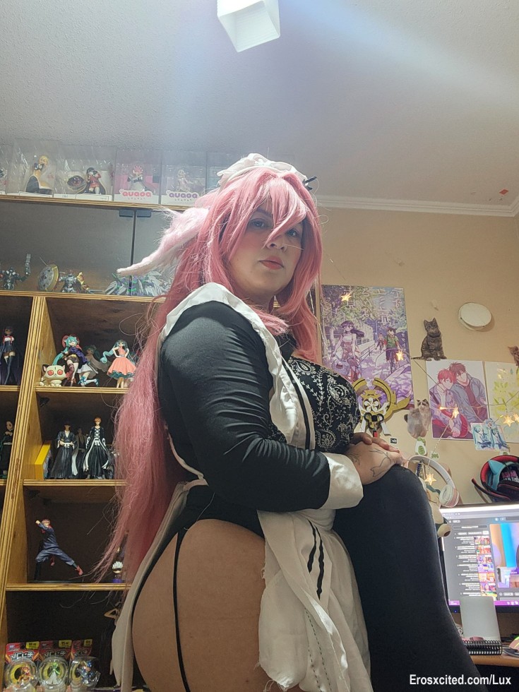 Mis primeras fotos de ero cos...No me habia sentido comoda de hacer hasta ahora. Espero que les guste 🥰