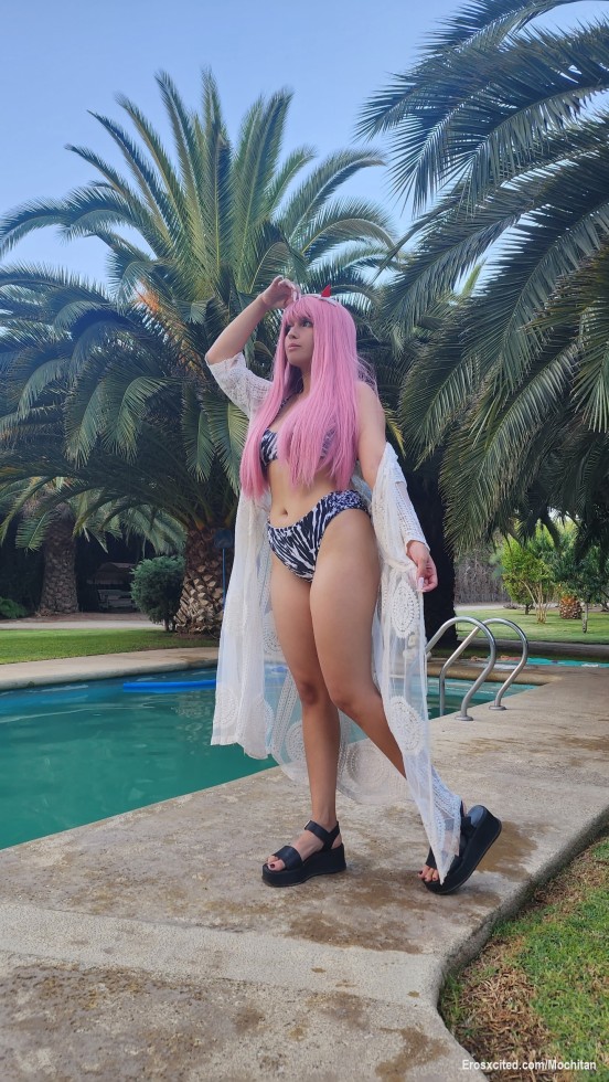 Día de piscina y Zero Two 💗⛱️